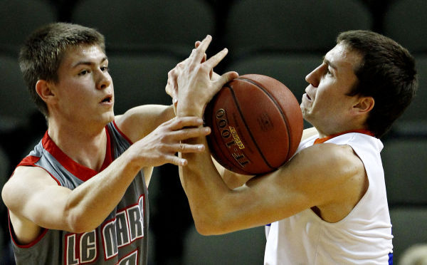 Sioux Center vs Le Mars CNOS Basketball Classic 011015
